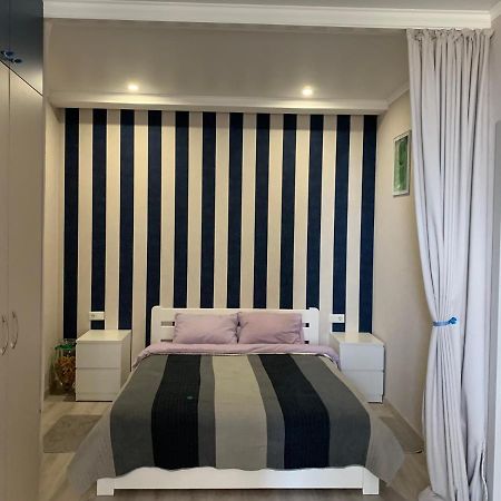 Arcadia Comfy Apartment Odesa Exterior photo